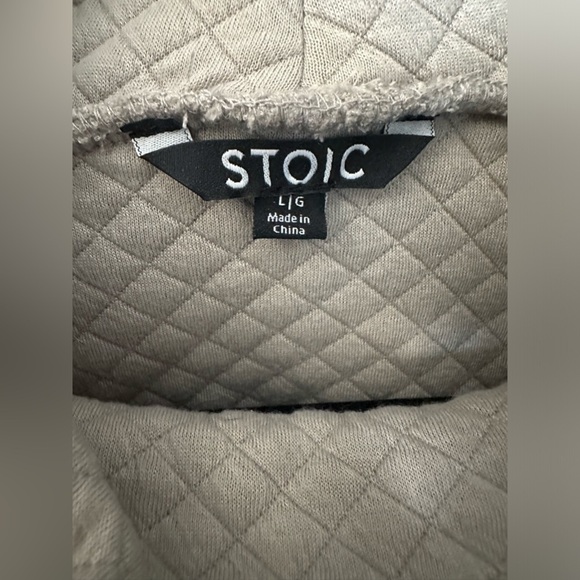 Stoic Women's Quilted Cowl Neck Pullover Sweater Long Sleeve in a Light Cream. - Picture 12 of 14